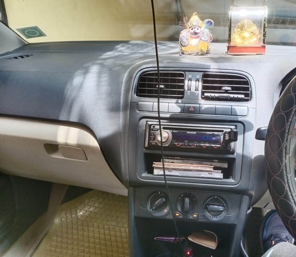 Volkswagen Polo(2014-2015) Highline 1.2l P